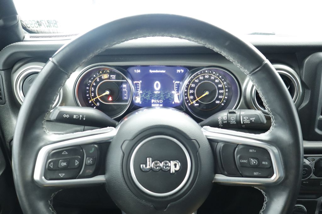 Thumbnail: 2021 Jeep Wrangler - 28