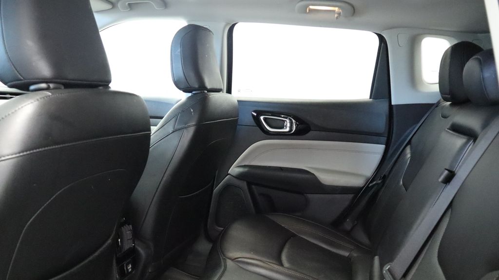 Thumbnail: 2022 Jeep Compass - 23