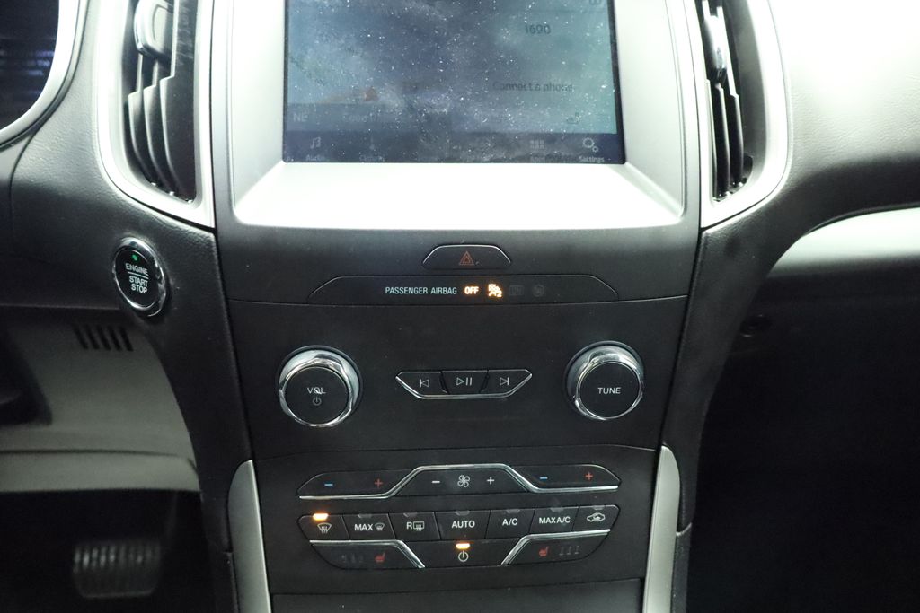 Thumbnail: 2020 Ford Edge - 38