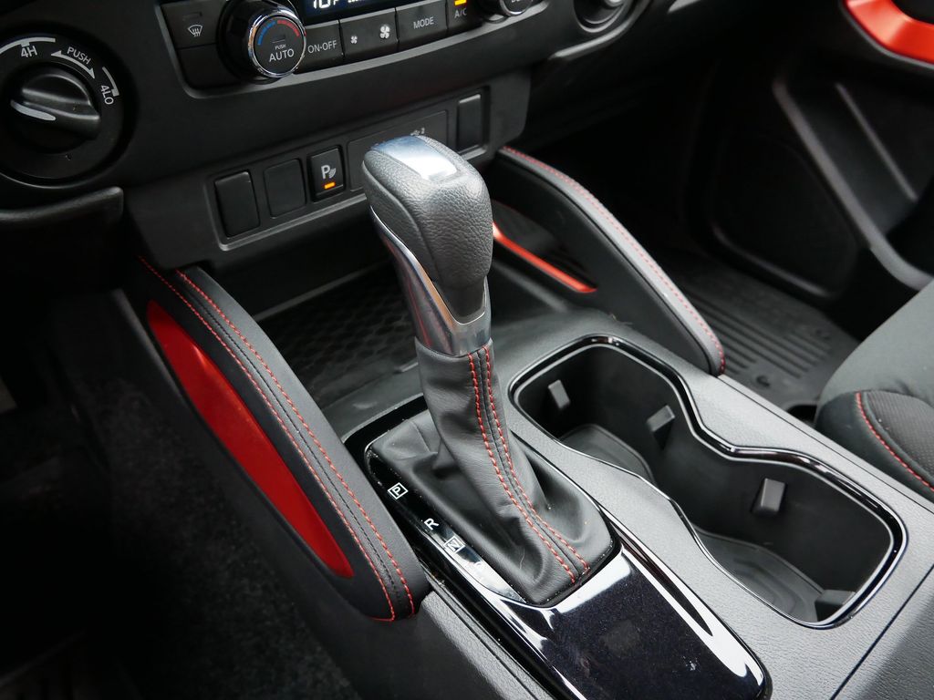 Thumbnail: 2024 Nissan Frontier - 39