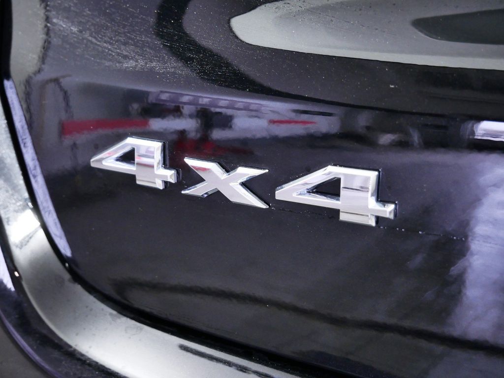 Thumbnail: 2025 Jeep Compass - 15