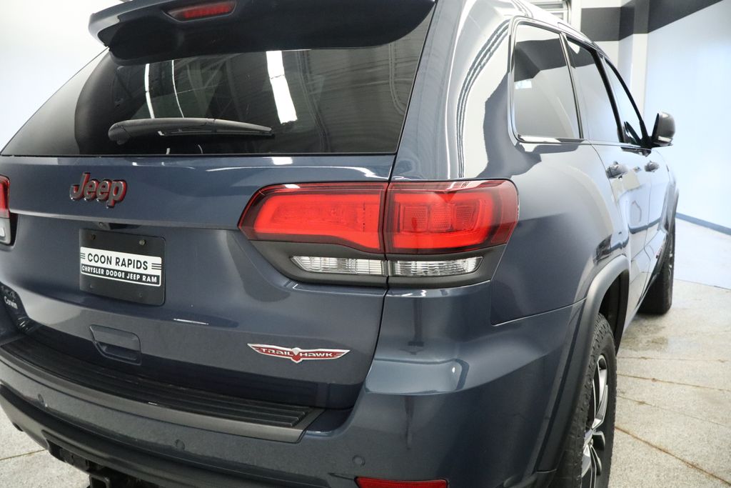 Thumbnail: 2021 Jeep Grand Cherokee - 21