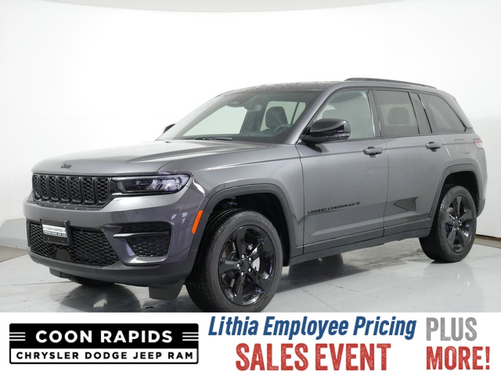 2024 Jeep Grand Cherokee Altitude -
                  Coon Rapids, MN