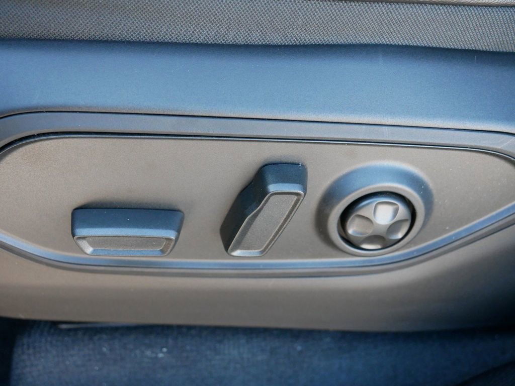 Thumbnail: 2025 Jeep Grand Cherokee - 37