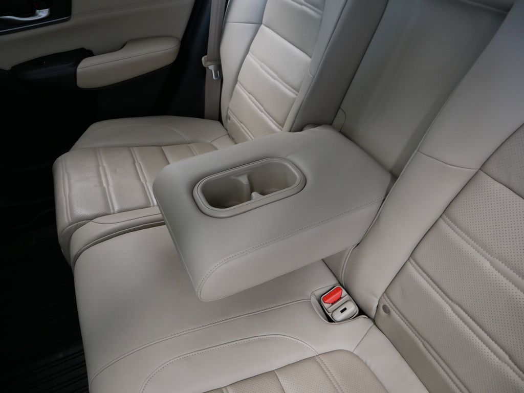 Thumbnail: 2017 Honda CR-V - 9