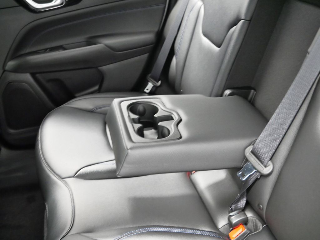 Thumbnail: 2026 Jeep Compass - 9