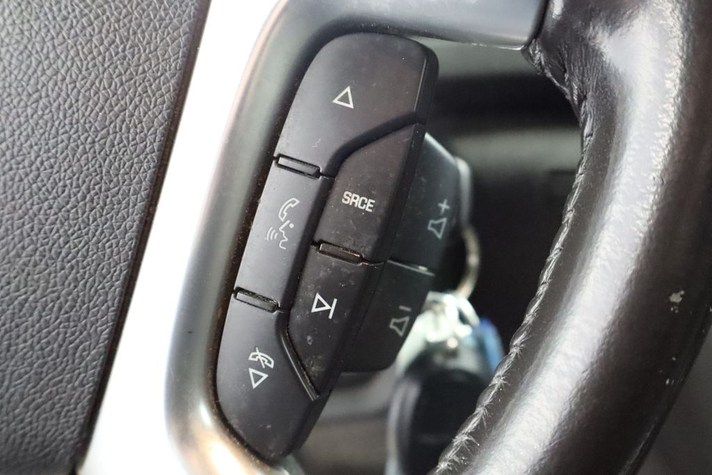 Thumbnail: 2017 Chevrolet Traverse - 30