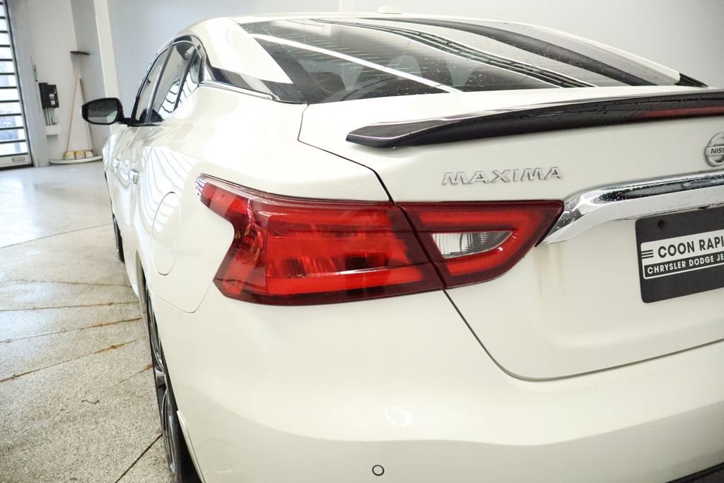 Thumbnail: 2016 Nissan Maxima - 14