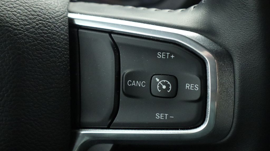 Thumbnail: 2023 RAM 1500 - 29