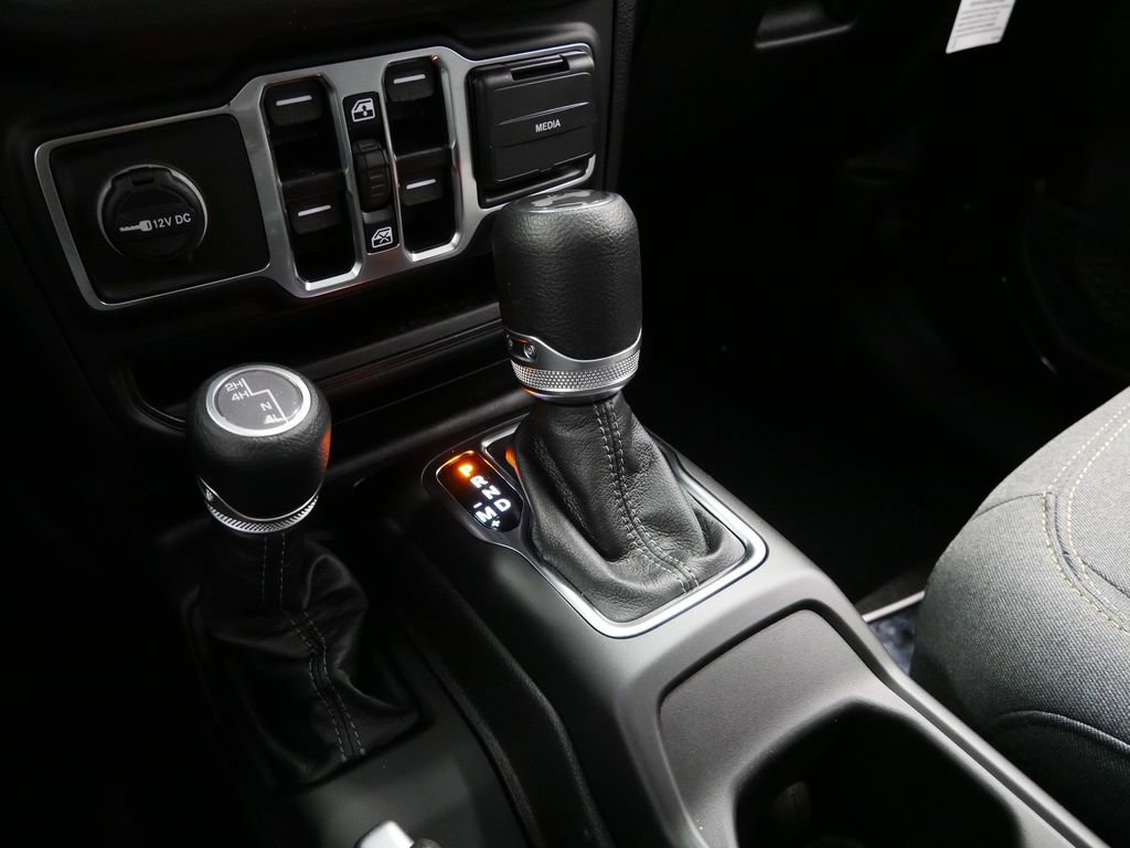 Thumbnail: 2026 Jeep Wrangler - 35