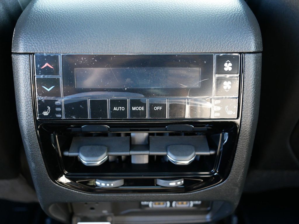2025 Jeep Grand Cherokee L Limited Edition 34