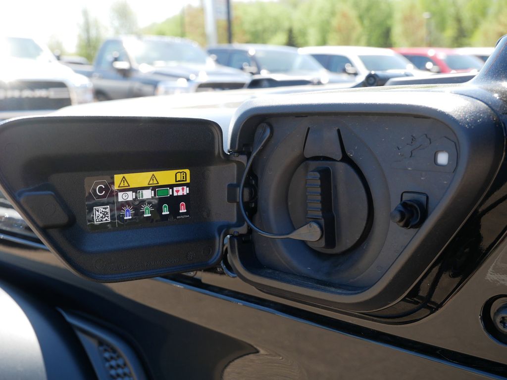 2025 Jeep Wrangler Sport 4xe 15