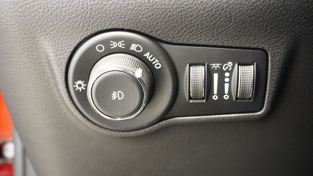 Thumbnail: 2026 Jeep Compass - 34