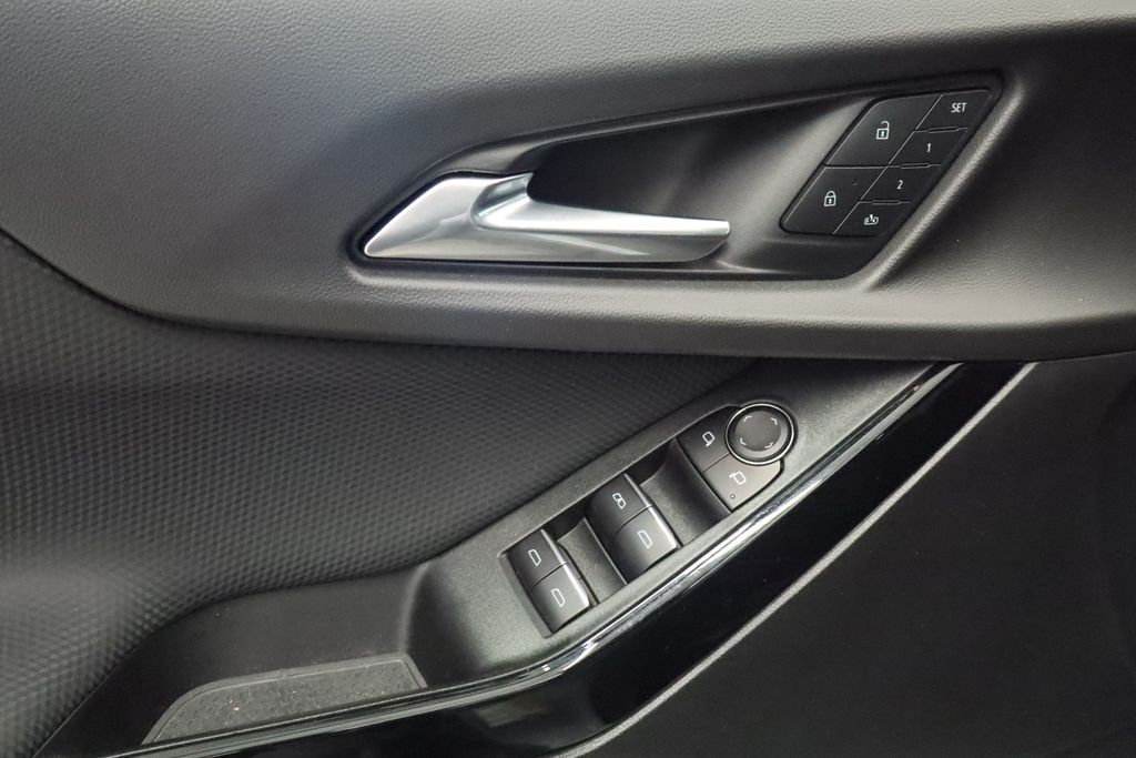 Thumbnail: 2025 Chevrolet Equinox - 33