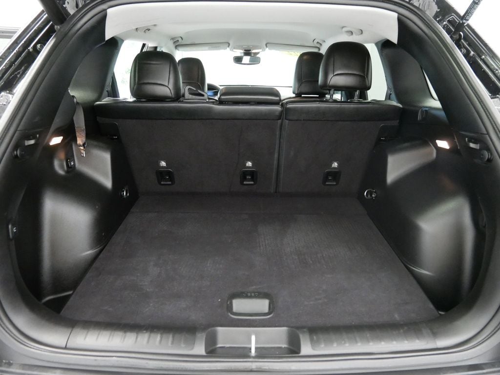 Thumbnail: 2022 Jeep Cherokee - 8