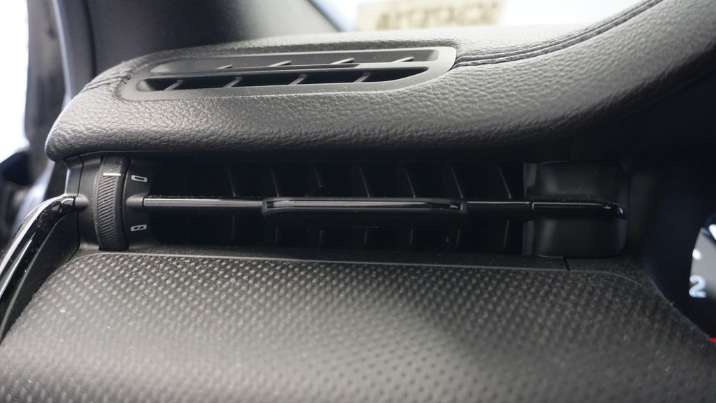 Thumbnail: 2022 Jeep Compass - 50