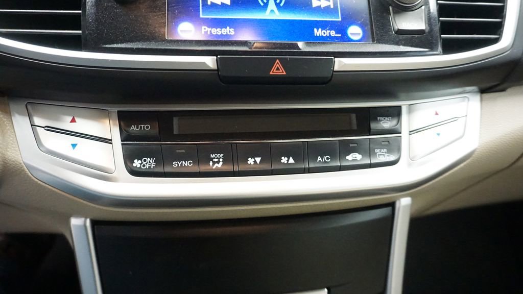 Thumbnail: 2014 Honda Accord - 40