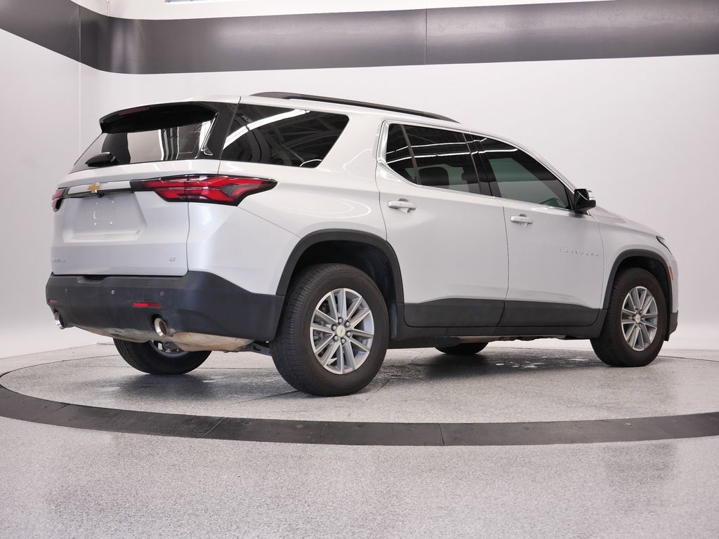 Thumbnail: 2022 Chevrolet Traverse - 6