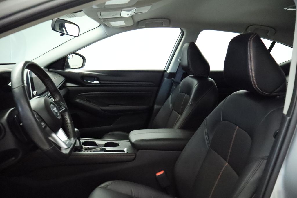 Thumbnail: 2022 Nissan Altima - 30