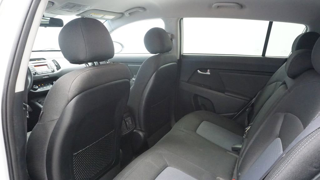 Thumbnail: 2016 Kia Sportage - 21