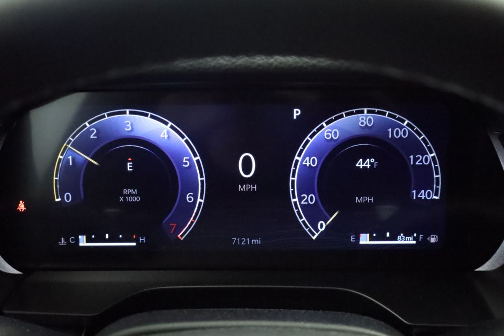 Thumbnail: 2025 Jeep Grand Cherokee - 36