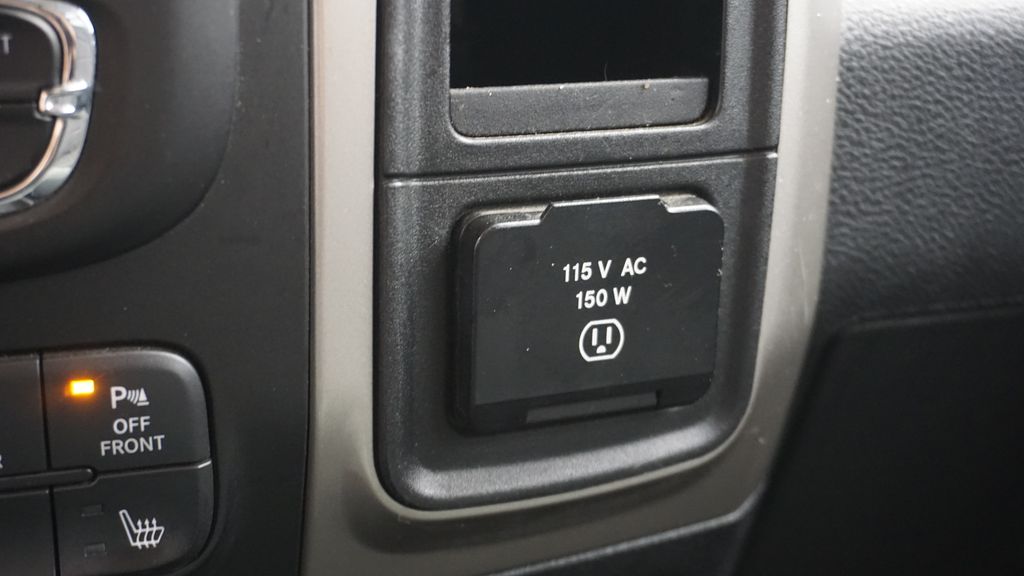 Thumbnail: 2015 RAM 1500 - 40