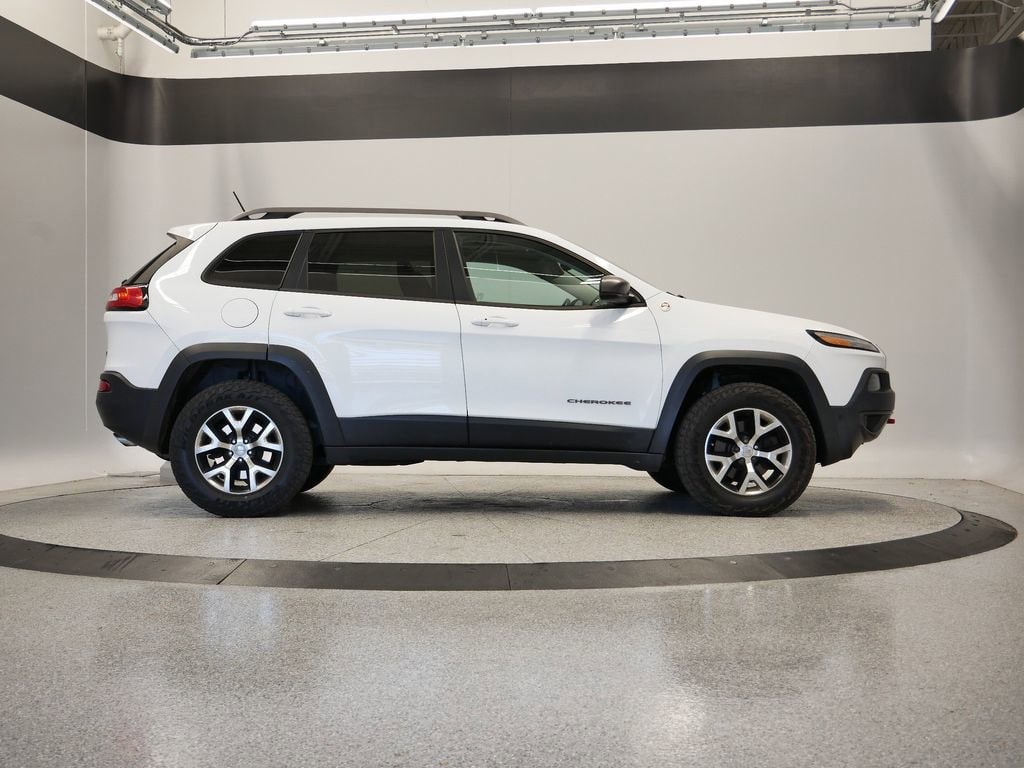 Thumbnail: 2014 Jeep Cherokee - 8