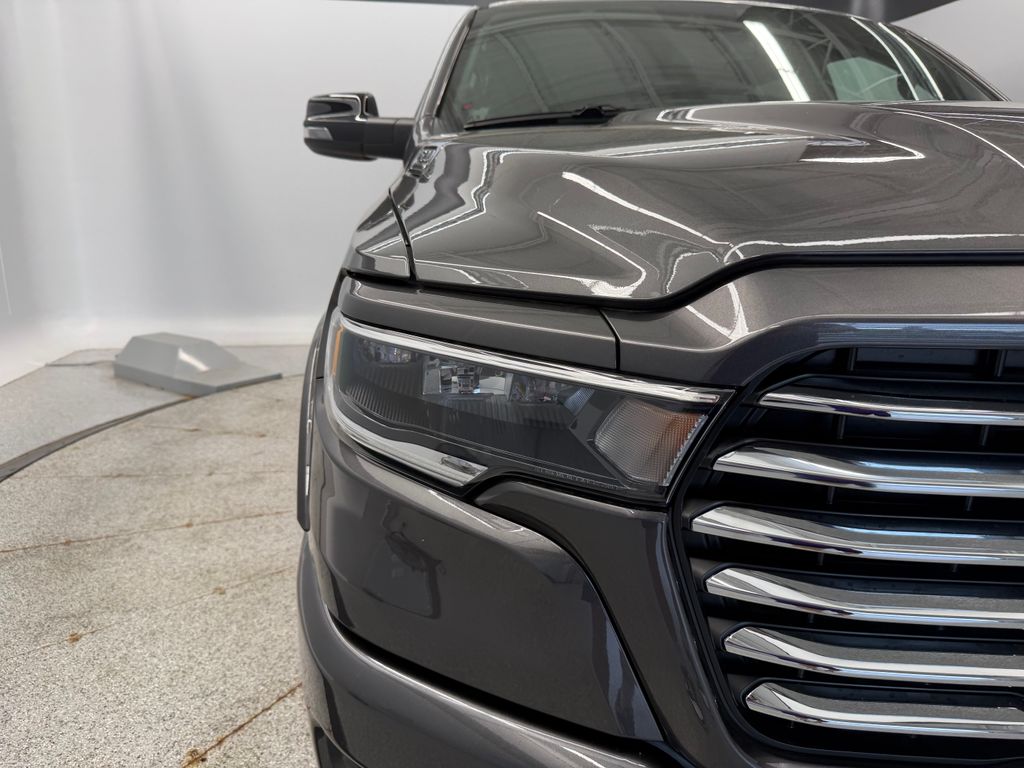Thumbnail: 2026 RAM 1500 - 4