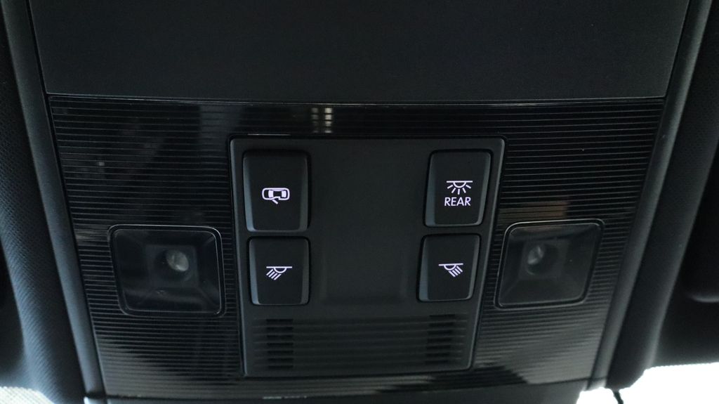 Thumbnail: 2019 Volkswagen Golf - 34