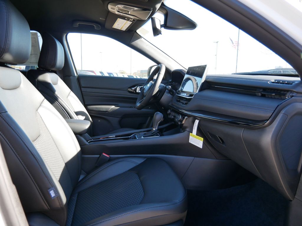 Thumbnail: 2026 Jeep Compass - 21