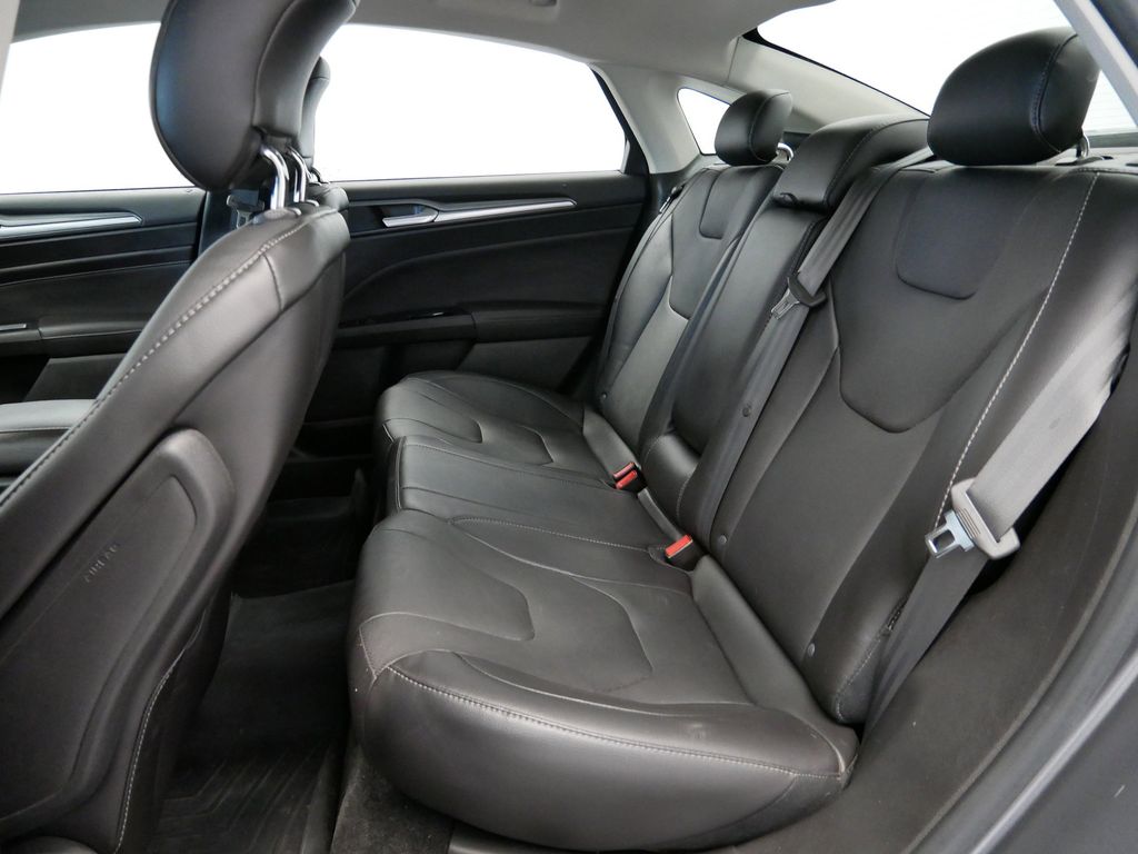 Thumbnail: 2014 Ford Fusion - 4