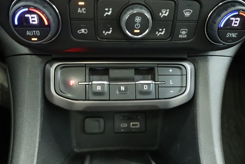 Thumbnail: 2022 GMC Acadia - 47