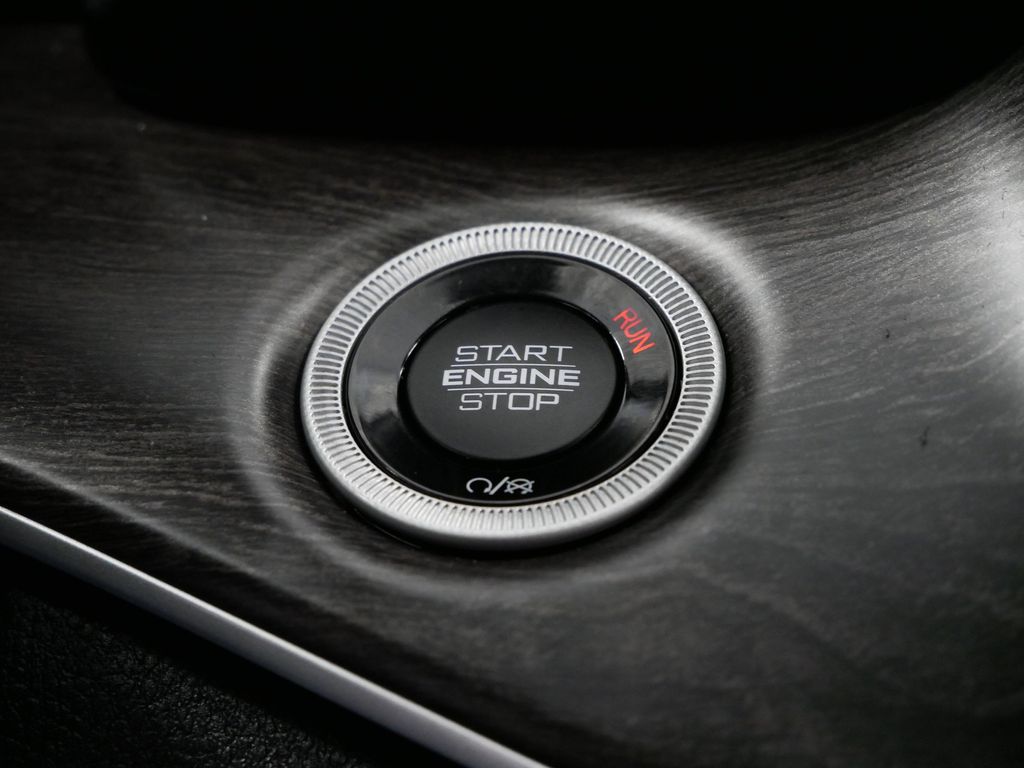 Thumbnail: 2022 Jeep Grand Cherokee L - 39