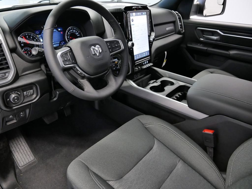 Thumbnail: 2026 RAM 1500 - 6