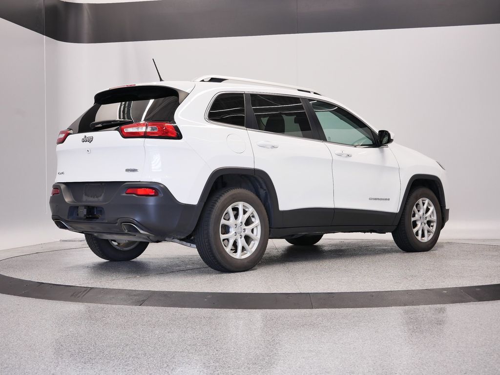 Thumbnail: 2015 Jeep Cherokee - 6