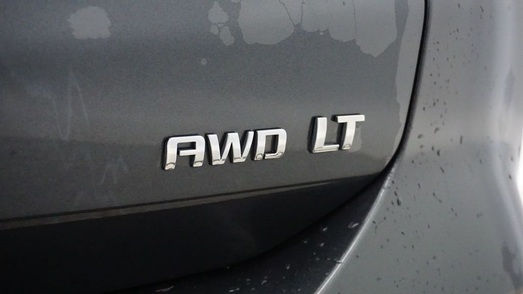 Thumbnail: 2022 Chevrolet Equinox - 17