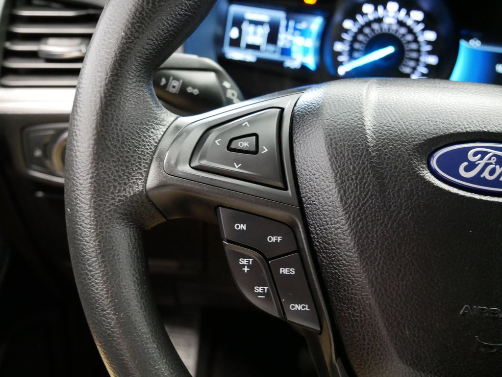 Thumbnail: 2022 Ford Edge - 29