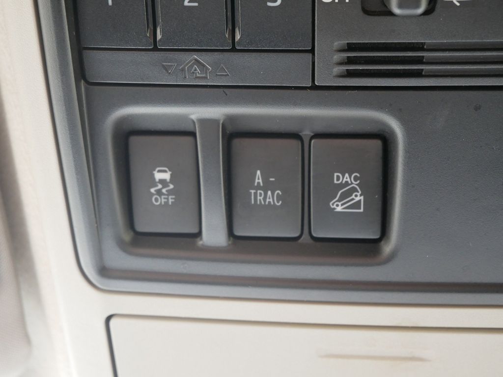 Thumbnail: 2019 Toyota 4Runner - 43