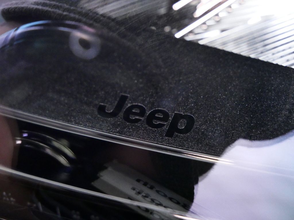 Thumbnail: 2025 Jeep Compass - 21