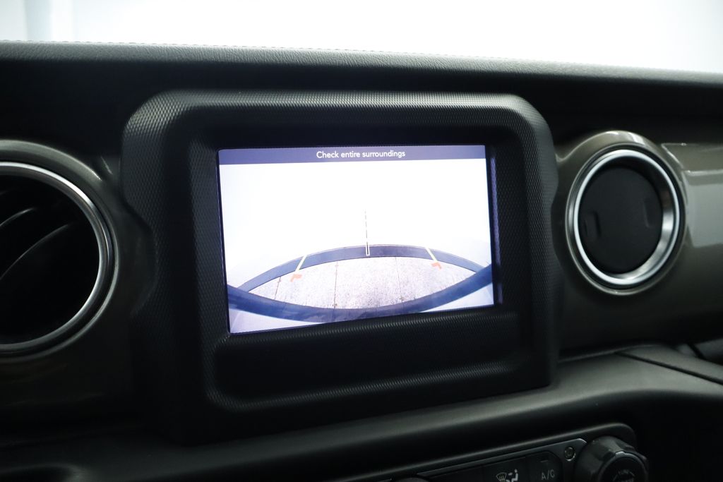 Thumbnail: 2021 Jeep Wrangler - 35