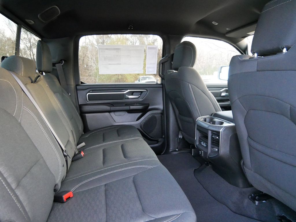 Thumbnail: 2026 RAM 1500 - 26