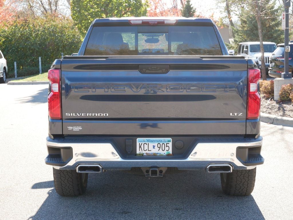 Thumbnail: 2022 Chevrolet Silverado 1500 - 4