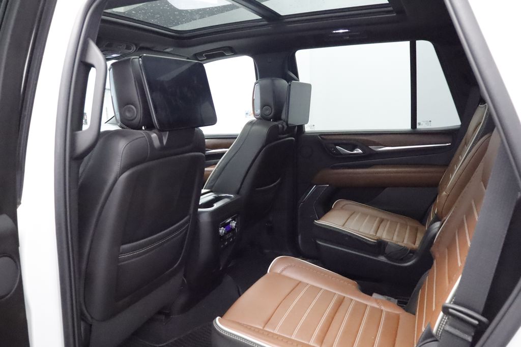 Thumbnail: 2023 GMC Yukon - 25