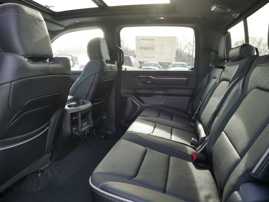 Thumbnail: 2025 RAM 1500 - 28