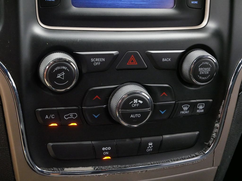 Thumbnail: 2014 Jeep Grand Cherokee - 33