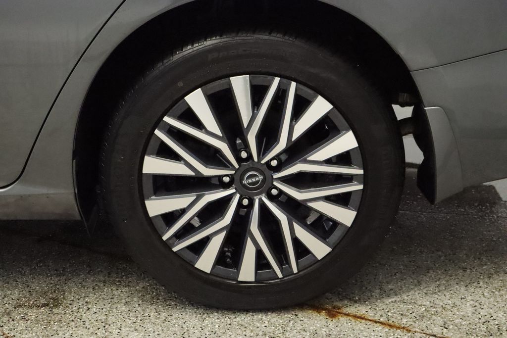 Thumbnail: 2023 Nissan Altima - 16