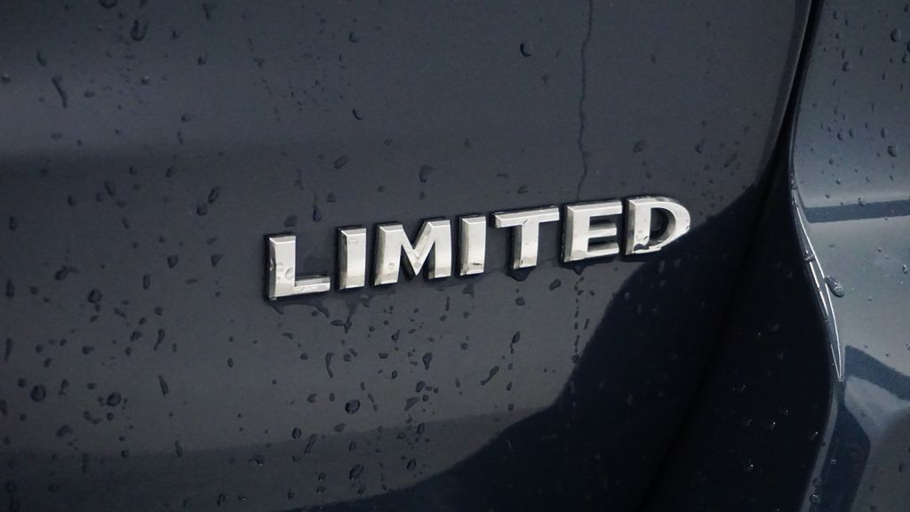 Thumbnail: 2019 Jeep Grand Cherokee - 17