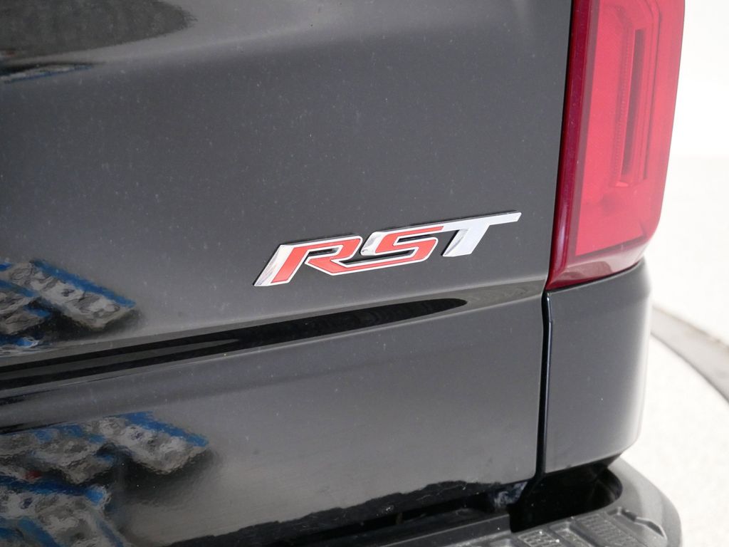 Thumbnail: 2022 Chevrolet Silverado 1500 - 14