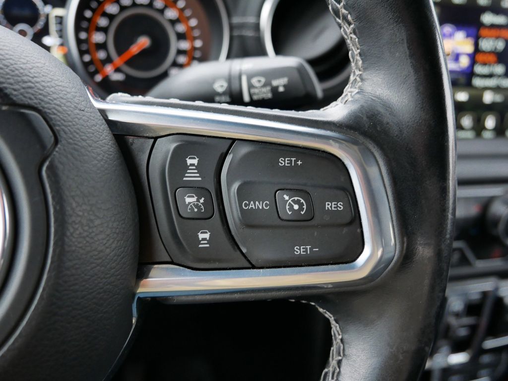 Thumbnail: 2021 Jeep Gladiator - 49