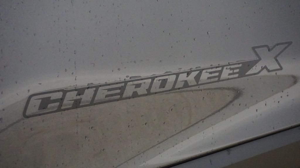 Thumbnail: 2022 Jeep Cherokee - 14